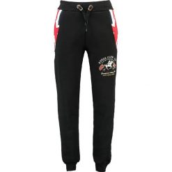 Spodnie dresowe "Moduk" w kolorze czarnym. Czarne joggery męskie marki Geographical Norway, z aplikacjami, z dresówki. W wyprzedaży za 117,95 zł.