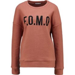 Bluzy damskie: Glamorous Tall F.O.M.O. Bluza rust as image
