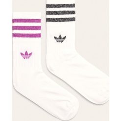 Adidas Originals - Skarpetki (2-pack). Białe skarpetki damskie adidas Originals, bez wzorów, z elastanu. Za 49,90 zł.