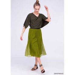 Top EPI Khaki. Brązowe topy damskie Pakamera, bez wzorów, z wiskozy, bez kołnierzyka. Za 235,00 zł.
