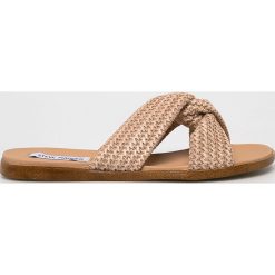 Steve Madden - Klapki. Klapki damskie Steve Madden, bez wzorów, z gumy, bez obcasa, na obcasie. W wyprzedaży za 179,90 zł.