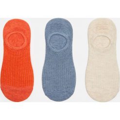 Skarpety stopki 3 pack - Beżowy. Brązowe skarpetki damskie Cropp, bez wzorów. Za 29,99 zł.