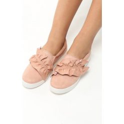 Różowe Slip On Hux. Czerwone trampki damskie slip on marki QUECHUA, z gumy. Za 59,99 zł.