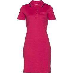 Sukienka shirtowa polo bonprix czerwono-ciemnoniebieski. Różowe sukienki damskie bonprix, bez wzorów, polo, bez rękawów, dopasowane. Za 89,99 zł.