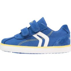 Geox KILWI BOY Tenisówki i Trampki royal. Niebieskie tenisówki męskie marki Geox, z materiału. Za 219,00 zł.
