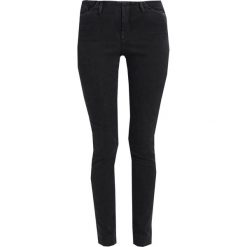 Hope CULT DENIM Jeans Skinny Fit faded black. Czarne jeansy damskie relaxed fit marki Hope, z bawełny. W wyprzedaży za 402,35 zł.