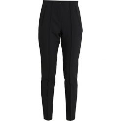 S.Oliver BLACK LABEL Spodnie materiałowe black. Czarne spodnie damskie marki s.Oliver BLACK LABEL, s, bez wzorów, z elastanu. Za 359,00 zł.