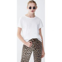 Koszulka basic z krótkim rękawem. Brązowe koszulki damskie Pull&Bear, m, bez wzorów, bez kołnierzyka, z krótkim rękawem, krótkie. Za 39,90 zł.