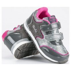 Buty sportowe na rzepy AMERICAN CLUB odcienie szarości i srebra. Szare buciki niemowlęce American CLUB, na rzepy. Za 89,90 zł.