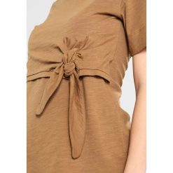 T-shirty damskie: Boob SUKI Tshirt z nadrukiem brown sugar