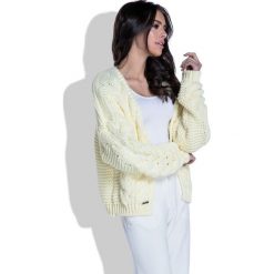 Sweter bomber z warkoczem - żółty, s. Żółte sukienki damskie e-margeritka.pl, na zimę, s, bez wzorów, z bawełny, eleganckie, z krótkim rękawem, krótkie, bez kaptura. Za 169,99 zł.
