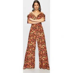 Glamorous - Kombinezon. Szare kombinezony damskie marki Glamorous, na co dzień, s, bez wzorów, z poliesteru, bez kołnierzyka, z krótkim rękawem, krótkie. Za 239,90 zł.