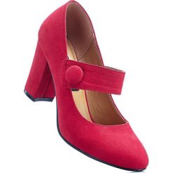 Czółenka z paskiem bonprix czerwony. Czerwone buty ślubne damskie marki bonprix, ze skóry, na słupku. Za 79,99 zł.