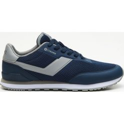 Niskie sneakersy - Granatowy. Niebieskie sneakersy męskie Cropp, bez zapięcia. W wyprzedaży za 69,99 zł.