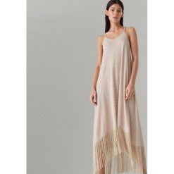 Sukienka maxi z frędzlami - Beżowy. Brązowe sukienki damskie Mohito, s, bez wzorów, bez kołnierzyka, bez rękawów, maxi. Za 159,99 zł.