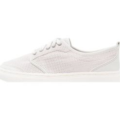 Trampki damskie slip on: Jana Tenisówki i Trampki offwhite