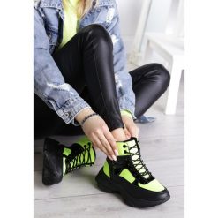 Żółte Sneakersy Shona. Żółte sneakersy damskie Renee. W wyprzedaży za 74,99 zł.