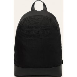 Calvin Klein Jeans - Plecak. Szare plecaki męskie Calvin Klein Jeans, z aplikacjami, z jeansu. W wyprzedaży za 329,90 zł.