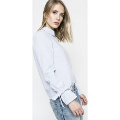 Vero Moda - Koszula Juljane. Niebieskie bluzki damskie marki Vero Moda, s, z bawełny, klasyczne, z klasycznym kołnierzykiem, z długim rękawem. W wyprzedaży za 69,90 zł.