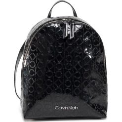 Plecak CALVIN KLEIN - Ck Must Em Backpack Sm K60K606762 BAX. Czarne plecaki damskie Calvin Klein, bez wzorów, ze skóry ekologicznej, eleganckie. Za 539,00 zł.