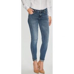 Liu Jo - Jeansy Divine. Niebieskie jeansy damskie skinny marki Liu Jo, z elastanu. W wyprzedaży za 579,90 zł.