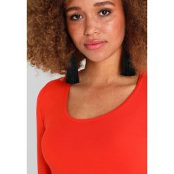T-shirty damskie: Majestic Tshirt basic lipstick