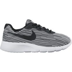 Nike Buty Tanjun Se (Gs) Shoe 37.5. Szare buty chłopięce sportowe marki Nike, nike tanjun. W wyprzedaży za 189,00 zł.