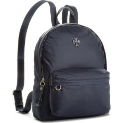 Plecak TORY BURCH - Nylon Backpack 47277 Tory Navy 405. Niebieskie plecaki damskie marki Tory Burch, z nylonu. W wyprzedaży za 849,00 zł.