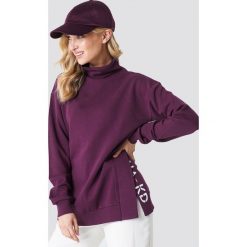 NA-KD Bluza z rozcięciami - Purple. Fioletowe długie bluzy damskie marki NA-KD, z haftami, z długim rękawem. Za 161,95 zł.