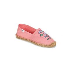Espadryle André POISSON VOLANT. Różowe espadryle damskie marki Andre, bez wzorów, bez obcasa. Za 63,20 zł.