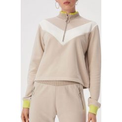 Bluza z panelem w szpic - Beżowy. Brązowe bluzy damskie Sinsay, s, bez wzorów, bez rękawów, bez kaptura. W wyprzedaży za 24,99 zł.