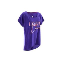 Koszulka do tańca krótki rękaw damska. Różowe t-shirty damskie marki DOMYOS, z elastanu, z krótkim rękawem, na fitness i siłownię. W wyprzedaży za 39,99 zł.