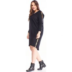 Sukienka czarny. Czarne sukienki damskie N/A, m, bez wzorów, z wełny, bez kołnierzyka, plus size, bez rękawów. Za 172,86 zł.