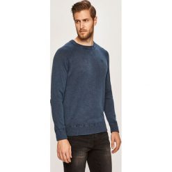Pepe Jeans - Sweter. Niebieskie swetry męskie Pepe Jeans, s, bez wzorów, z bawełny, z okrągłym kołnierzem, bez kaptura. W wyprzedaży za 219,90 zł.