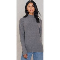Rut&Circle Sweter Erica - Grey. Szare swetry klasyczne damskie Rut&Circle, z dzianiny, z golfem. W wyprzedaży za 80,98 zł.