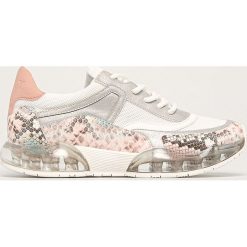 Dkny - Buty. Białe buty sportowe damskie DKNY, z gumy. W wyprzedaży za 579,90 zł.
