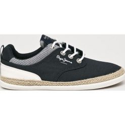 Pepe Jeans - Tenisówki dziecięce. Niebieskie trampki chłopięce Pepe Jeans, bez wzorów, z jeansu, z okrągłym noskiem, na sznurówki. W wyprzedaży za 139,90 zł.