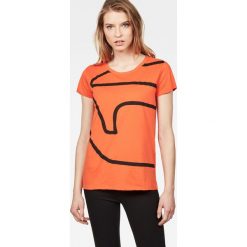 G-Star Raw - Top. Różowe bluzki damskie G-Star RAW, s, z nadrukiem, z bawełny, retro, z okrągłym kołnierzem, z krótkim rękawem. W wyprzedaży za 79,90 zł.