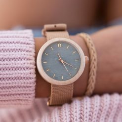 Drewniany zegarek damski classic 38 mm n067. Szare zegarki damskie marki Pakamera. Za 374,00 zł.