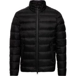 Kurtka puchowa Geox M9425E T2562 F9000. Czarne kurtki męskie Geox, m, bez wzorów, z puchu, bez kaptura. W wyprzedaży za 549,00 zł.