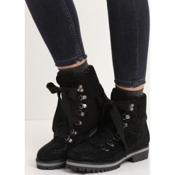 Czarne Traperki Starry. Czarne buty zimowe damskie Born2be, na płaskiej podeszwie. Za 99,99 zł.