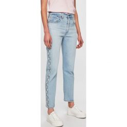 Levi's - Jeansy 501. Niebieskie jeansy damskie Levi's®, s, z podwyższonym stanem. W wyprzedaży za 209,90 zł.