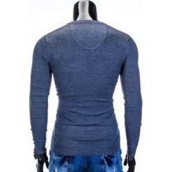 SWETER MĘSKI E74 - GRANATOWY/MELANŻOWY. Niebieskie swetry klasyczne męskie marki Ombre Clothing, s, z bawełny, klasyczne, z dekoltem w serek. Za 49,00 zł.