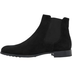 Pretty Ballerinas CROSTINA Ankle boot black. Czarne botki damskie marki Pretty Ballerinas, ze skóry, bez obcasa, bez zapięcia. Za 949,00 zł.