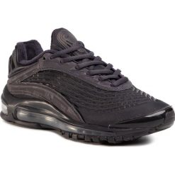 Buty NIKE - Air Max Deluxe Se AT8692 001 Oil Grey/Oil Grey/Oil Grey. Szare półbuty damskie Nike, na co dzień, bez wzorów, ze skóry ekologicznej, bez obcasa, na płaskiej podeszwie, bez zapięcia. W wyprzedaży za 719,00 zł.