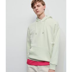 Gładka bluza z bawełną organiczną - Turkusowy. Niebieskie bluzy męskie Reserved, xl, bez wzorów, z bawełny, bez kołnierzyka, bez rękawów, bez kaptura. Za 89,99 zł.