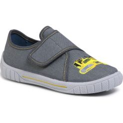 Kapcie SUPERFIT - 1-000278-2000 S Grau. Szare sandały chłopięce Superfit, z tworzywa sztucznego, bez zapięcia. Za 129,00 zł.
