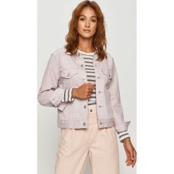 Levi's - Kurtka jeansowa. Fioletowe kurtki damskie Levi's®, s, bez wzorów, z bawełny, krótkie, bez kaptura. Za 529,90 zł.