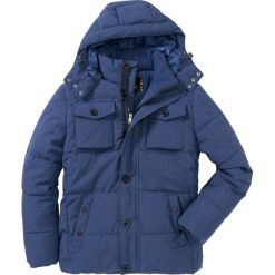 Kurtka pikowana zimowa z kapturem Regular Fit bonprix niebieski. Niebieskie kurtki męskie bonprix, na zimę, m, bez wzorów, z kapturem. Za 279,99 zł.