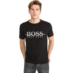 BOSS Koszulka Czarny. Czarne podkoszulki męskie Boss, xl, z nadrukiem, z elastanu, krótkie. Za 269,95 zł.